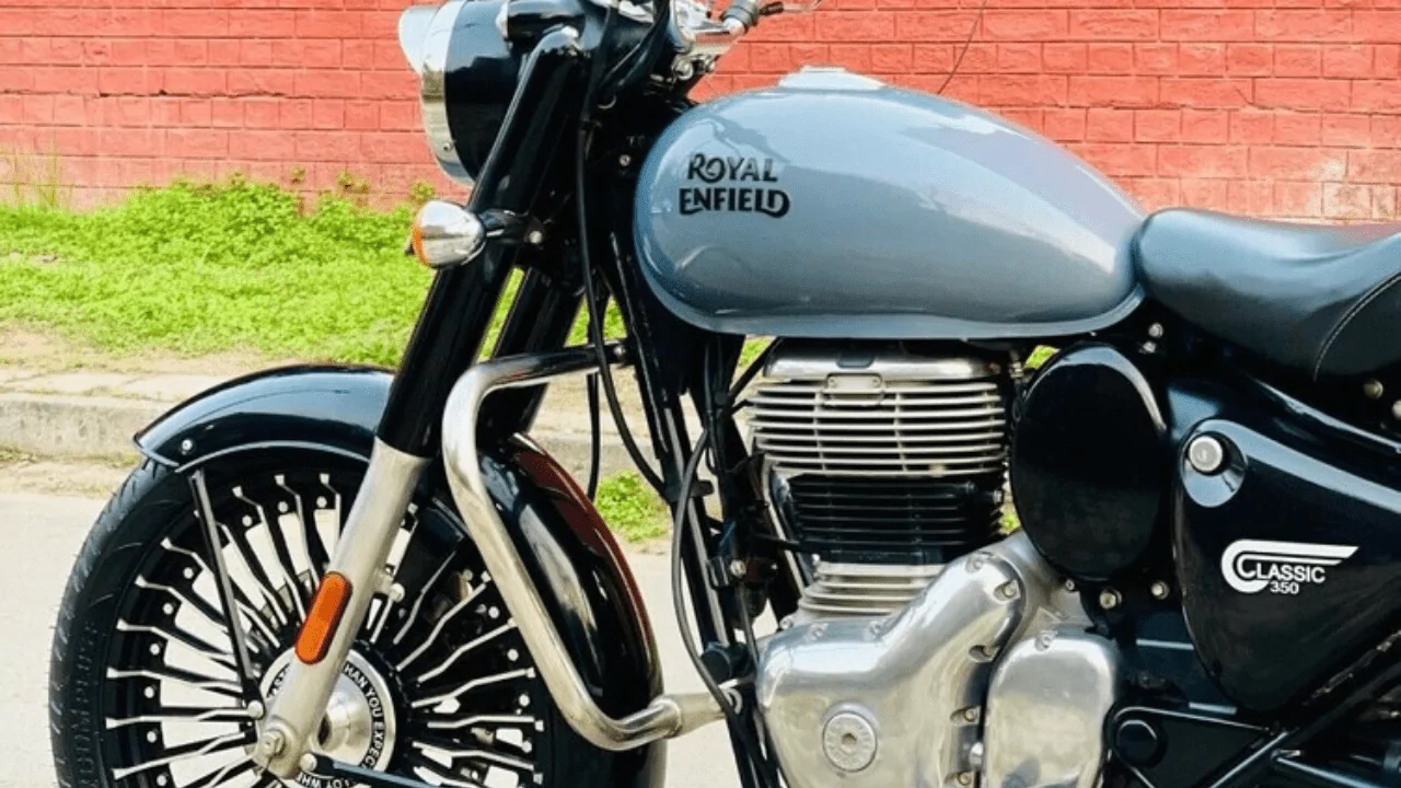 Royal Enfield Revamps Classic ...